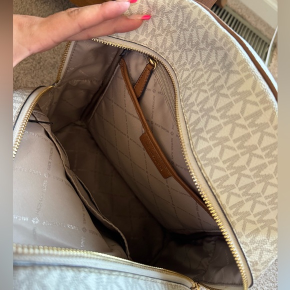 Michael Kors Backpack - Picture 4 of 6